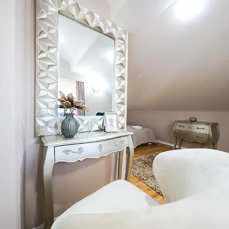Villa Marigold